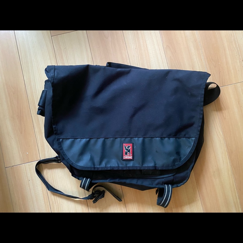Chrome Citizen XL Messenger Bag